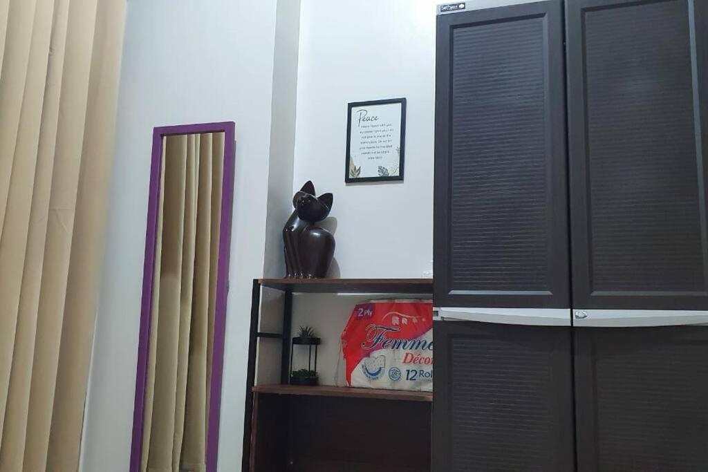Cherolds Place Lovely 1 Bedroom Condo With Balcony Manille Extérieur photo