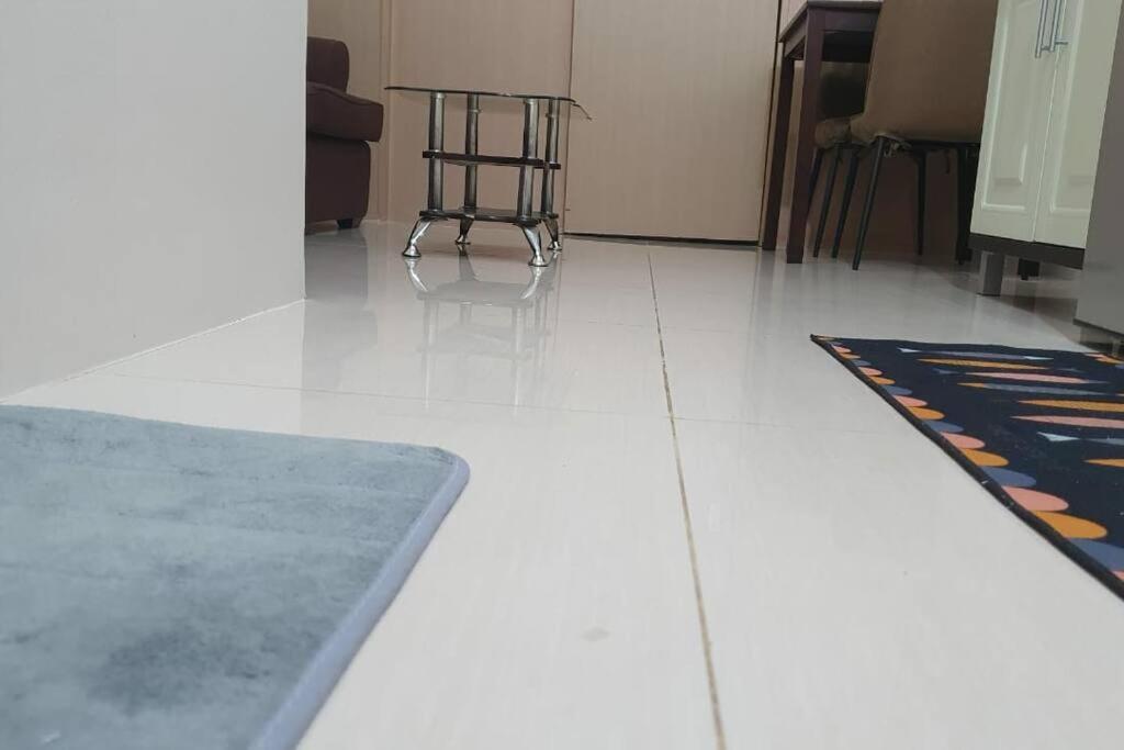 Cherolds Place Lovely 1 Bedroom Condo With Balcony Manille Extérieur photo